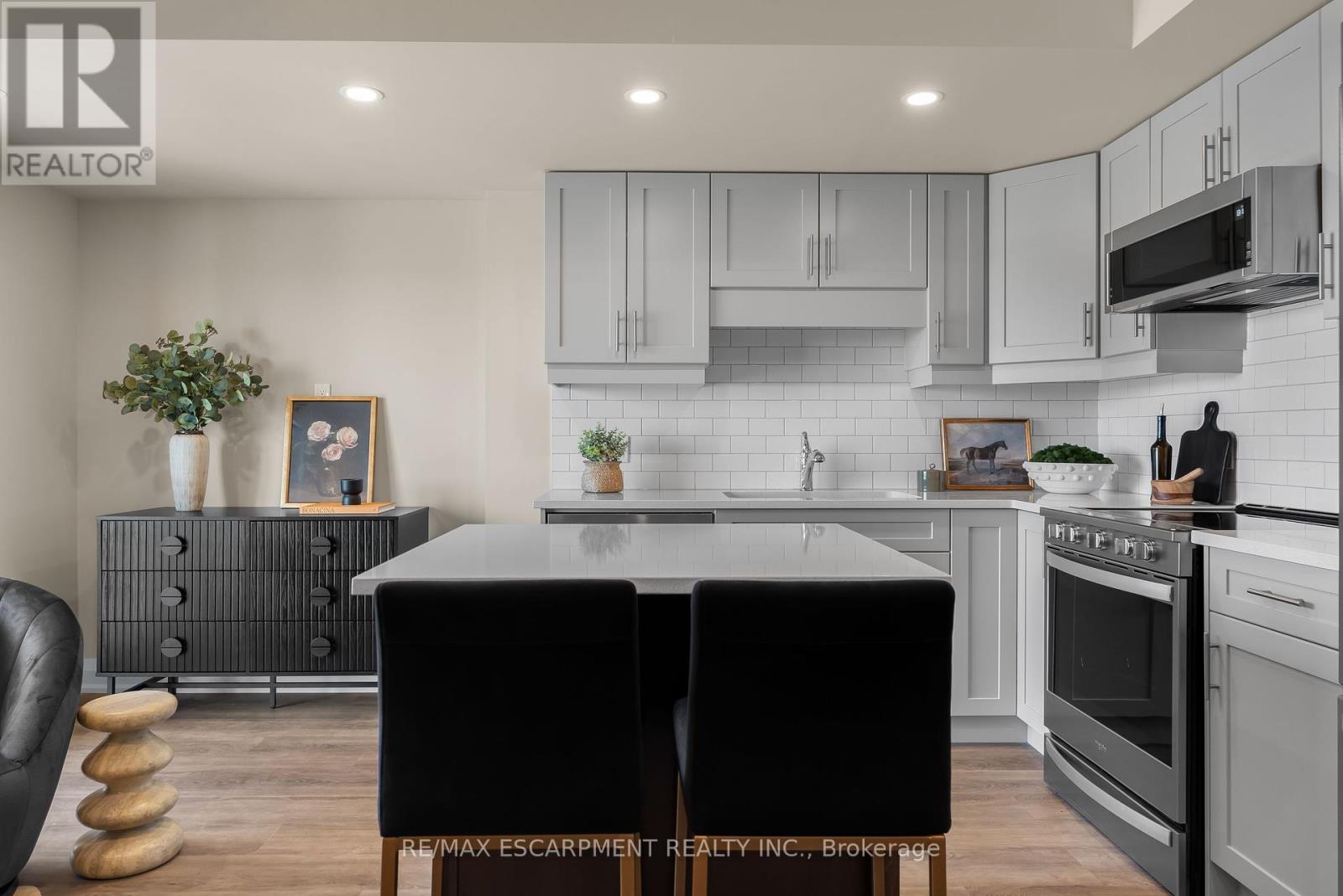 Photo 17 of 314 118 Summersides Boulevard, Pelham ON