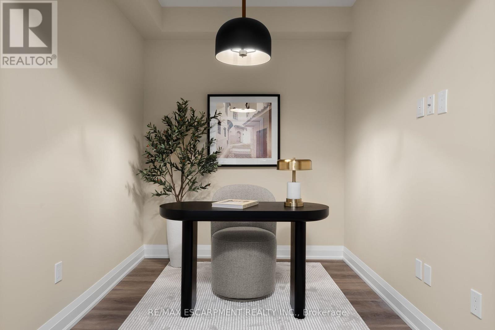 Photo 3 of 314 118 Summersides Boulevard, Pelham ON