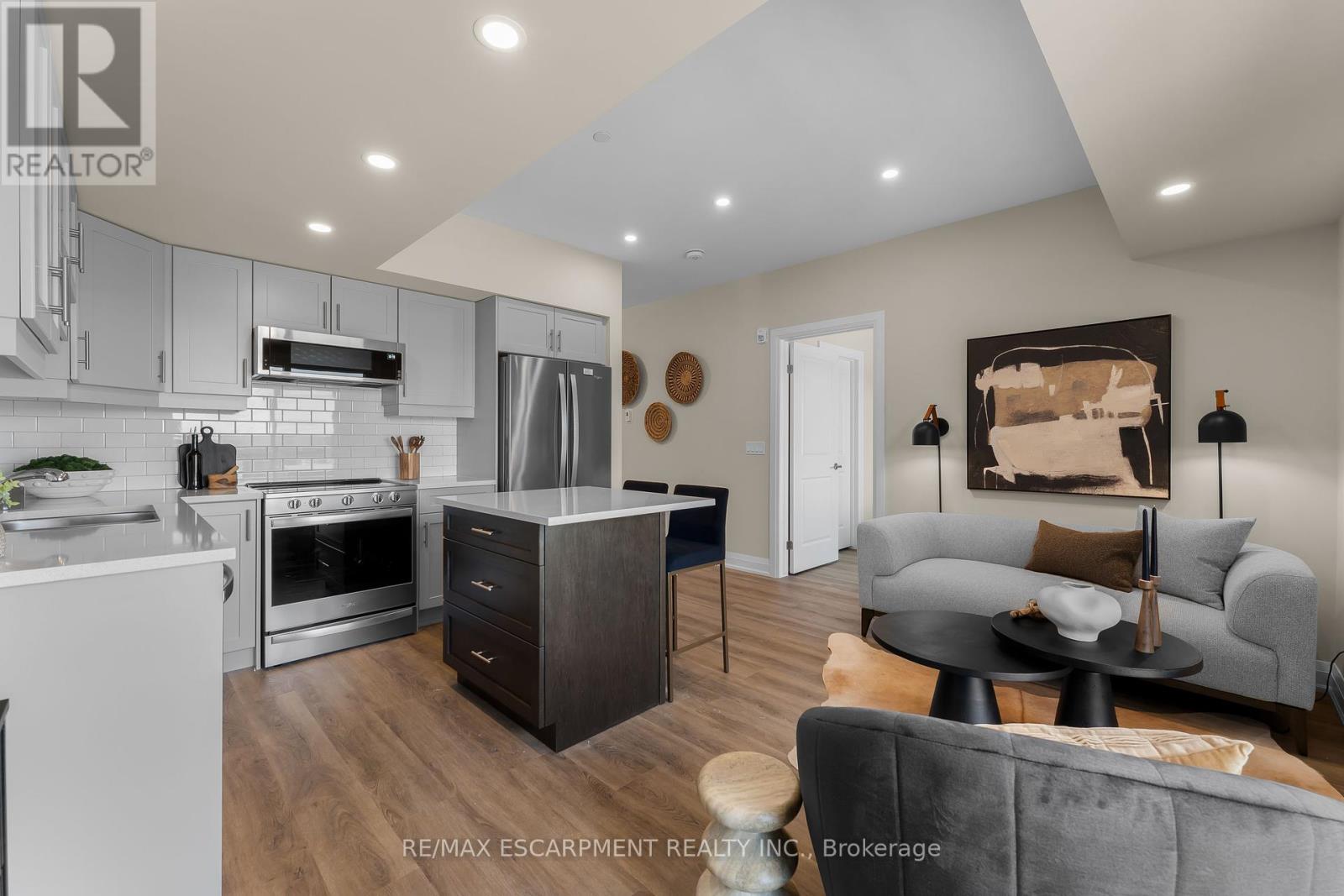 Photo 6 of 314 118 Summersides Boulevard, Pelham ON