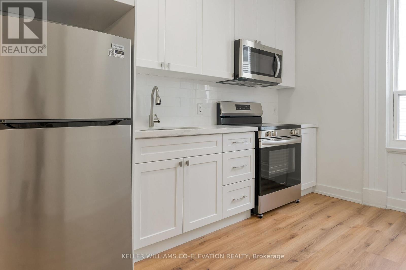Photo 7 of 6 200 King Street, St Catharines ON