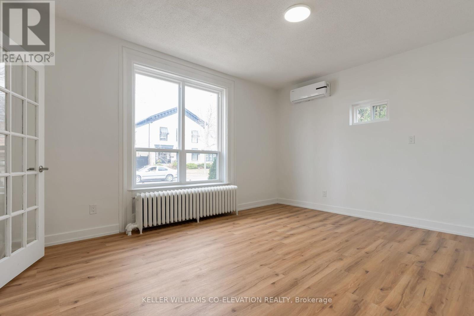Photo 2 of 6 200 King Street, St Catharines ON