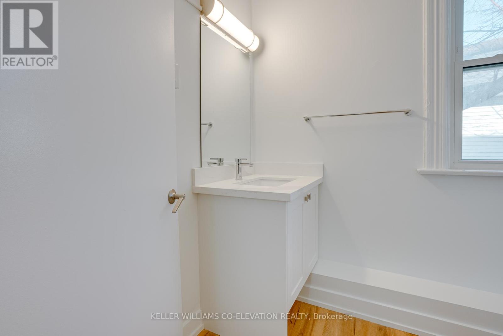 Photo 6 of 3 200 King Street, St Catharines ON
