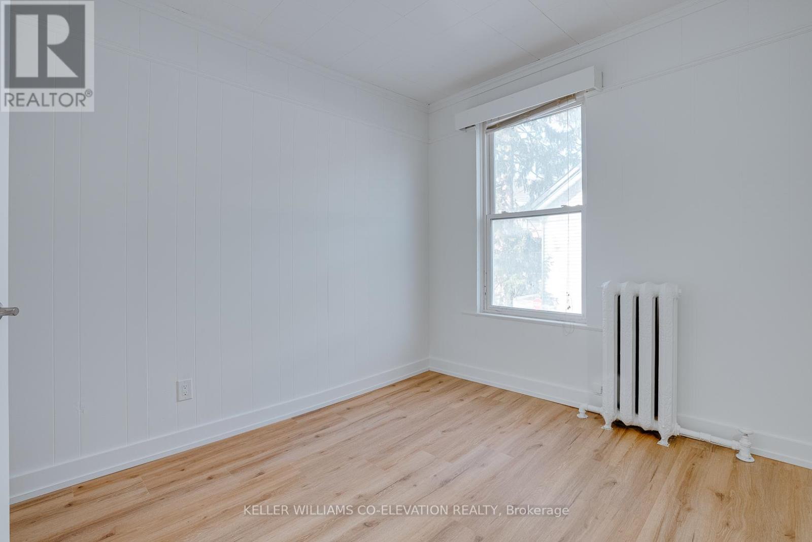 Photo 9 of 3 200 King Street, St Catharines ON