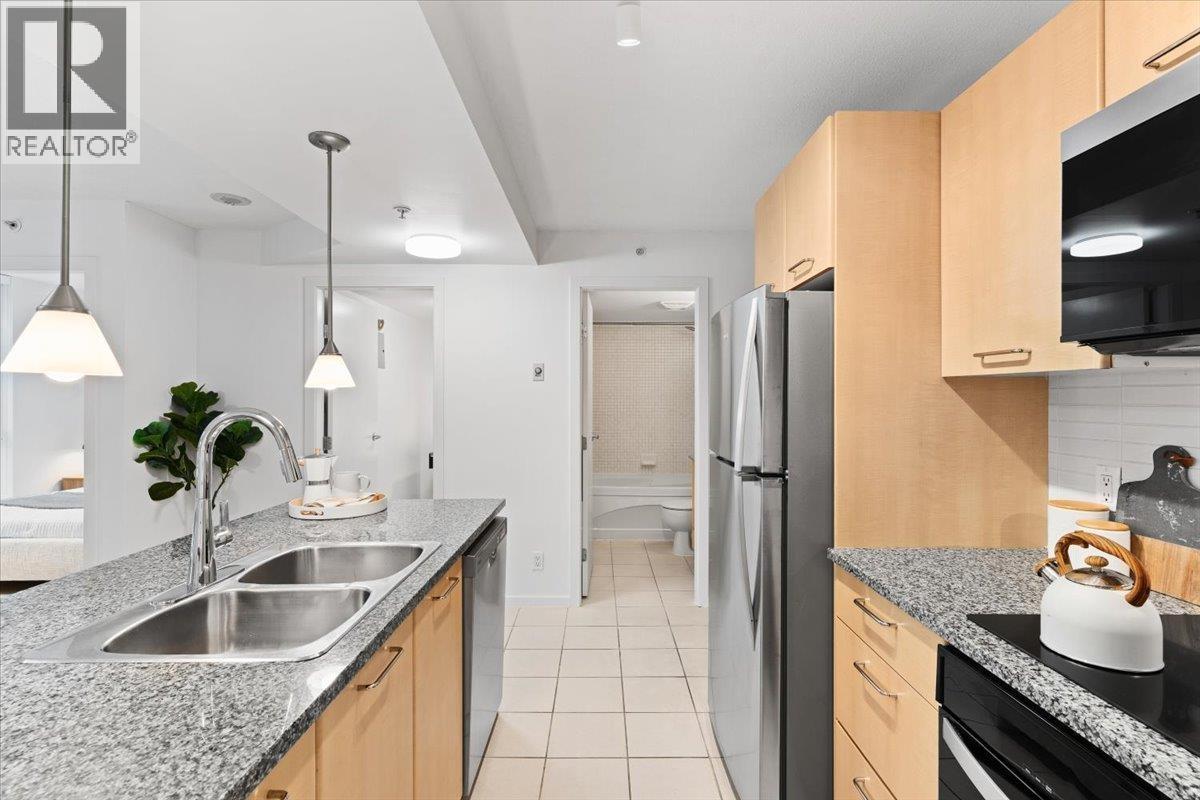 Photo 7 of 203 1155 Seymour Street, Vancouver BC