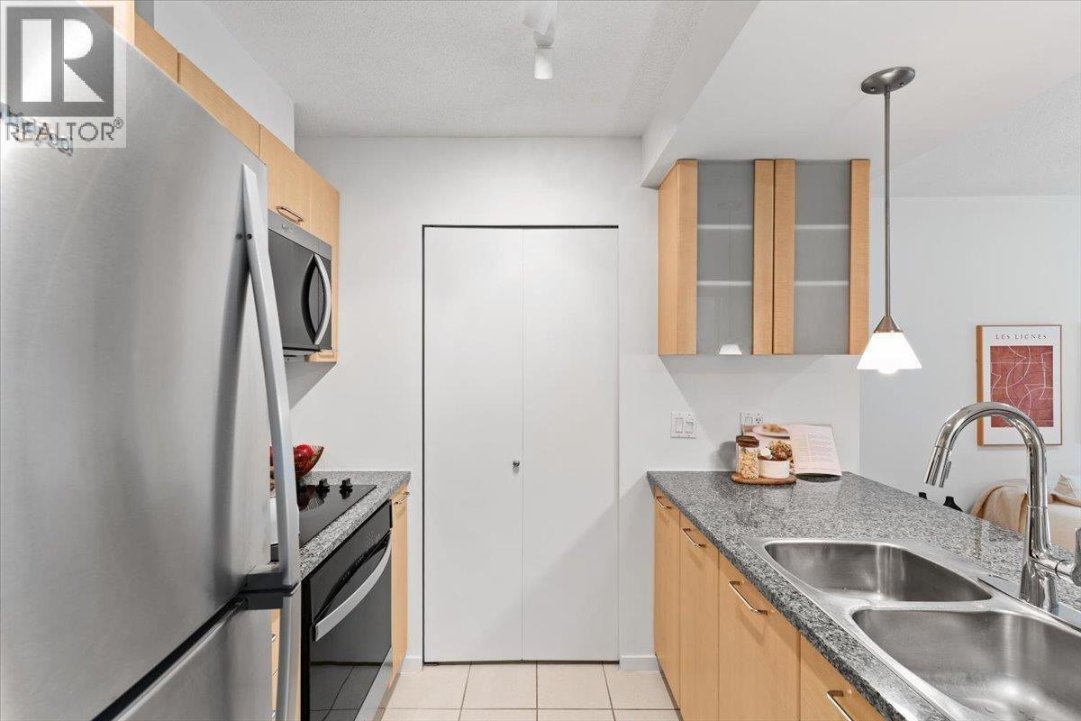 Photo 9 of 203 1155 Seymour Street, Vancouver BC