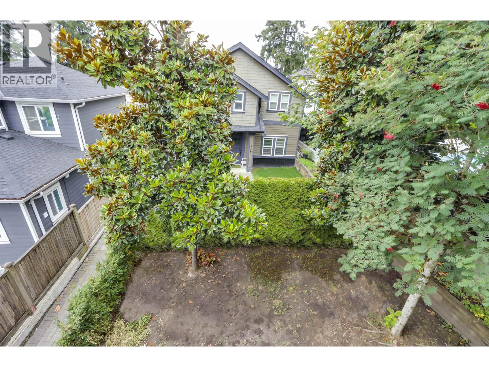 Photo 15 of 8363 Victoria Drive, Vancouver BC