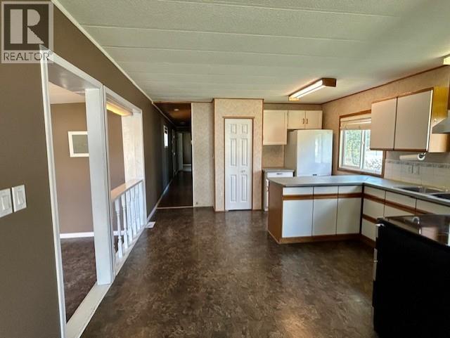 3903 POPLAR AVENUE, Fort Nelson