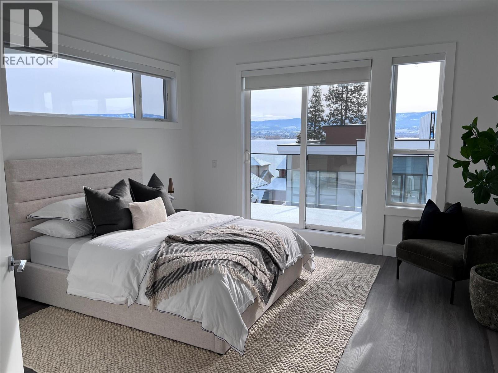 #170 2100 CAMPBELL Road - 5