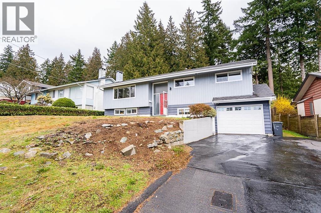 Photo 8 of 353 Laurentian Crescent, Coquitlam BC