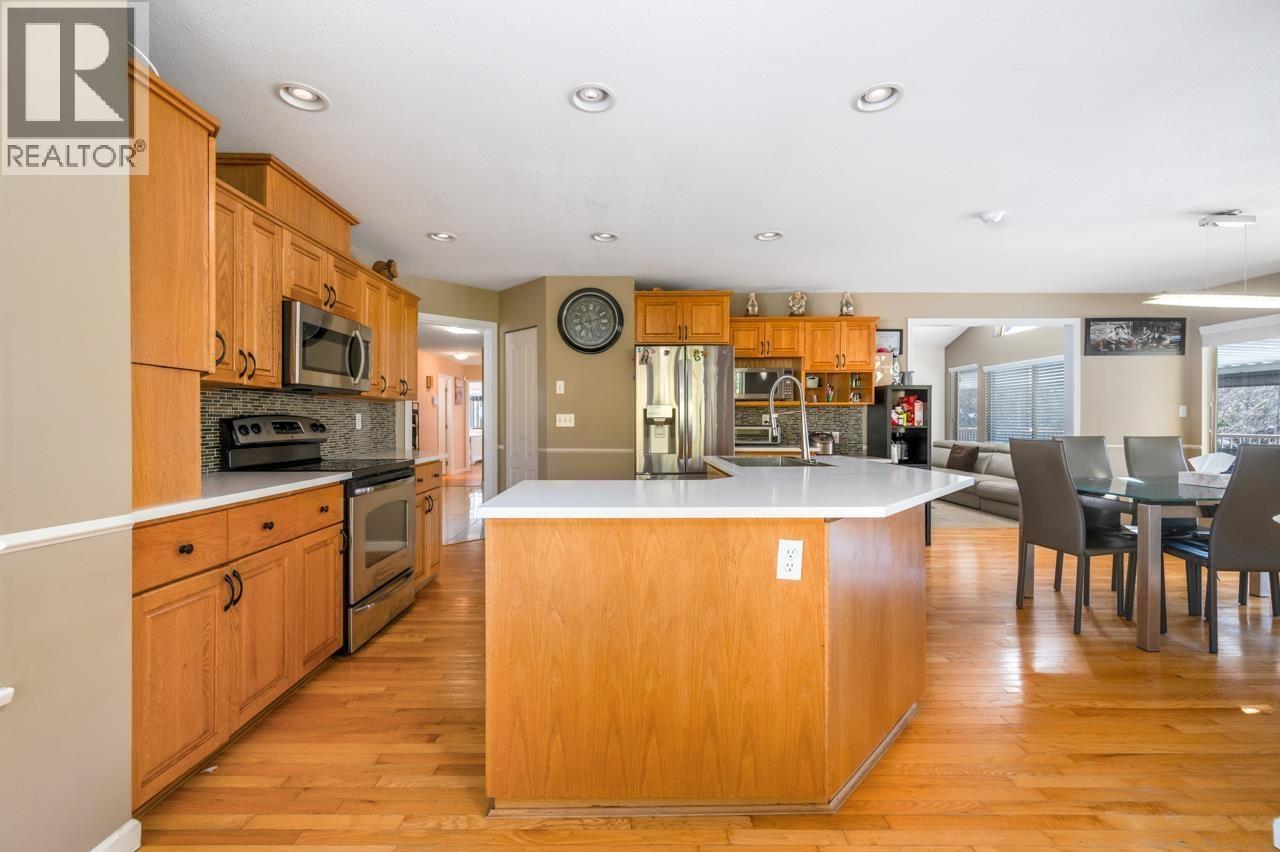 Photo 29 of 12753 261 Street, Maple Ridge BC