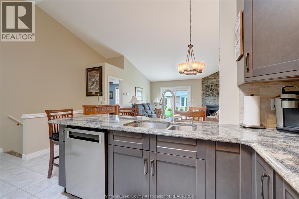 Photo 5 of 11480 Aldridge Street, Windsor ON