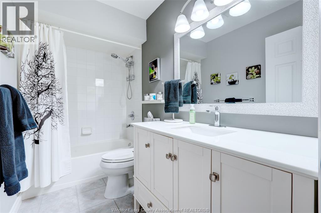 Photo 15 of 11480 Aldridge Street, Windsor ON