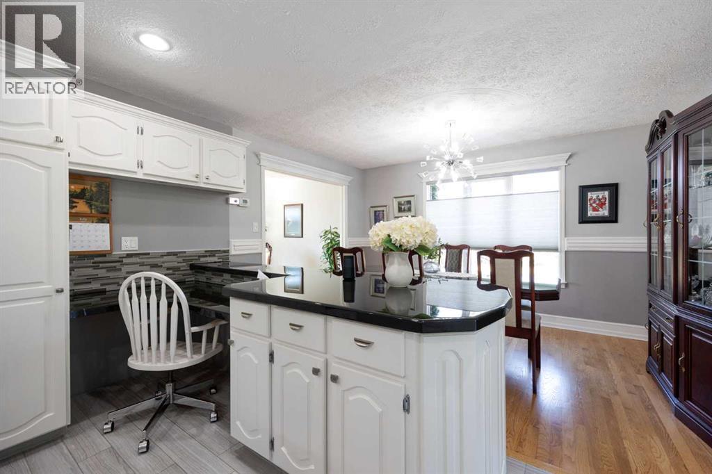 Photo 6 of 160 Community Lane, Saprae Creek AB