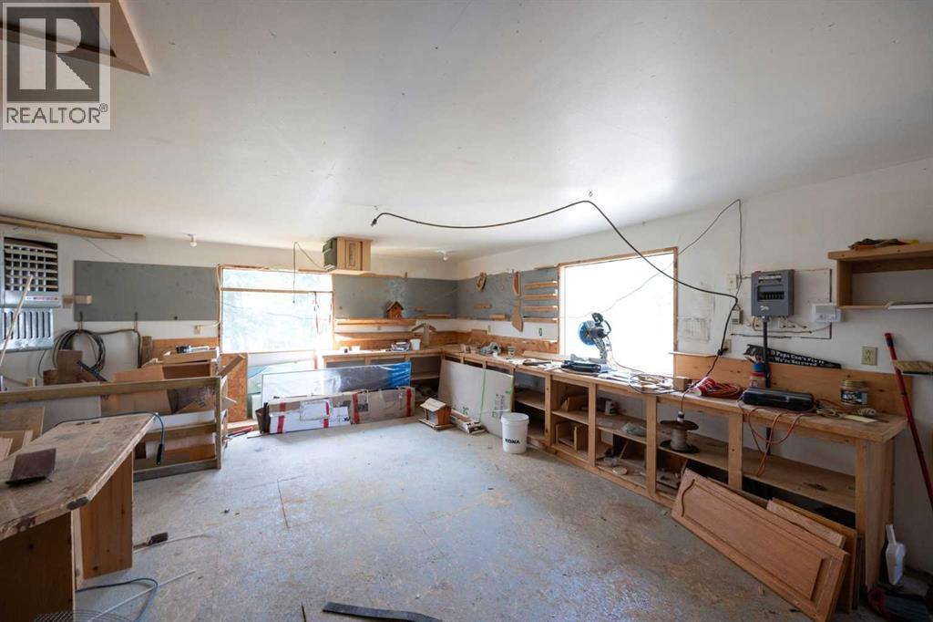 Photo 43 of 160 Community Lane, Saprae Creek AB