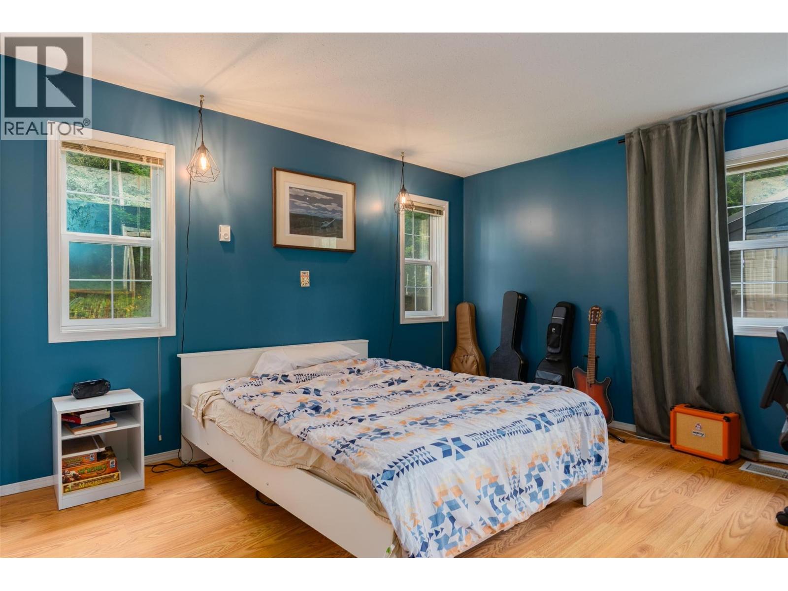 Photo 20 of 611 7th Street, Kaslo BC