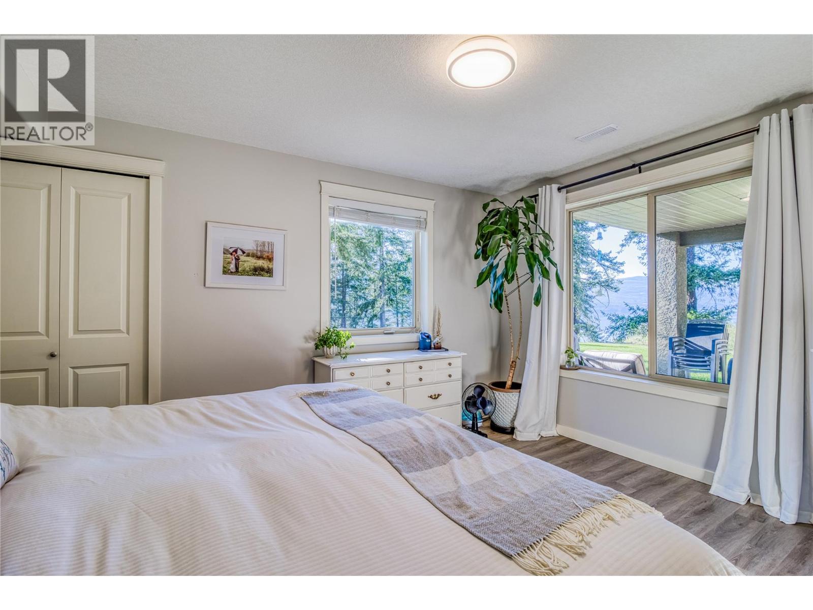 10726 Nighthawk Road Unit# 70, Lake Country