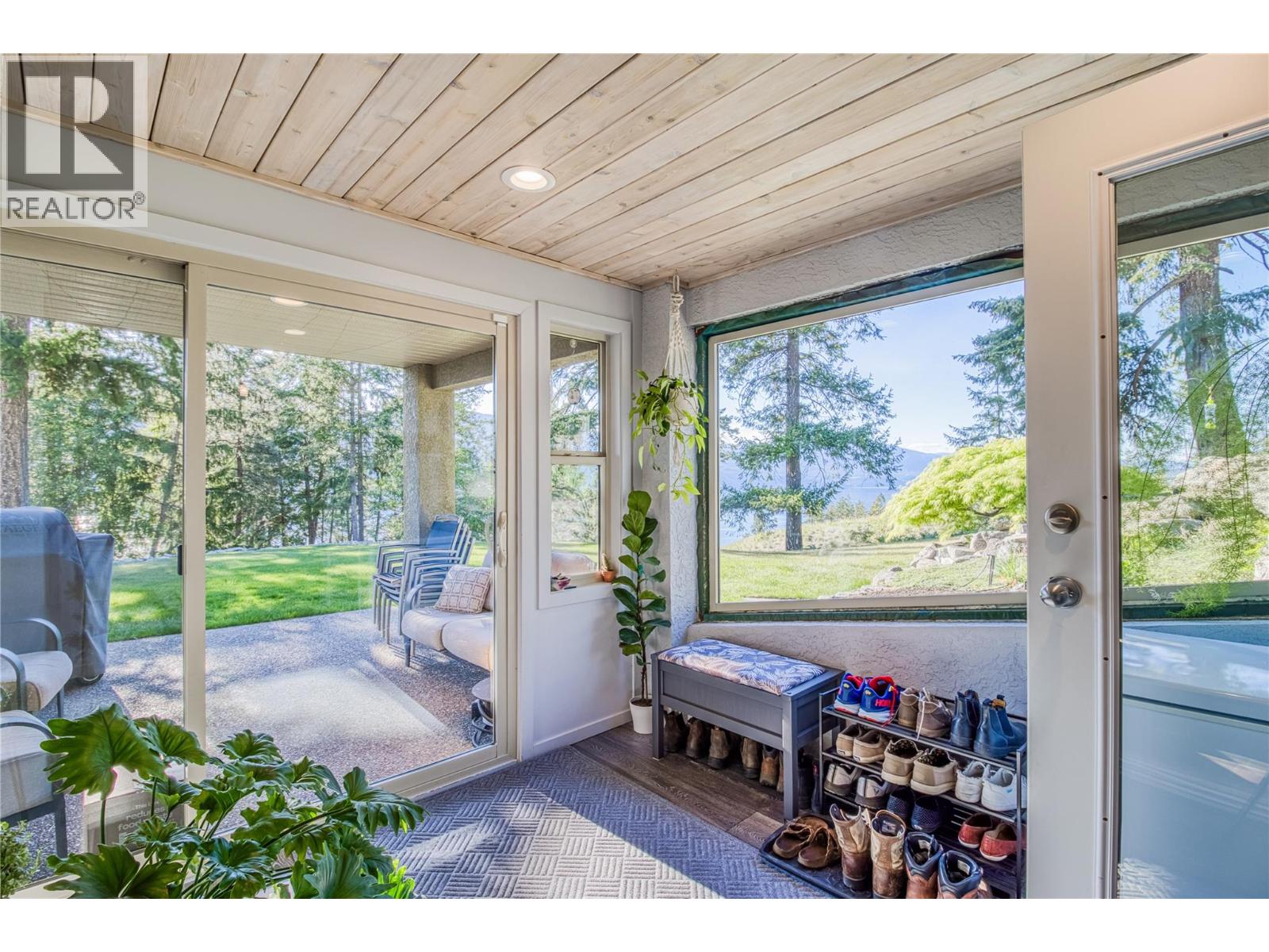 10726 Nighthawk Road Unit# 70, Lake Country