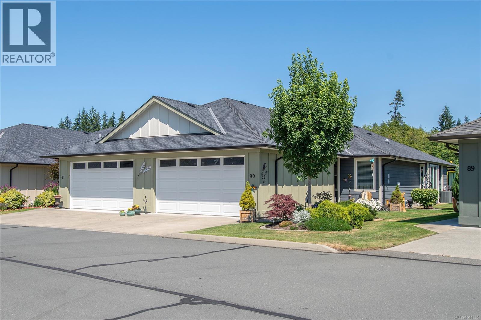 Photo 4 of 90 2006 Sierra Dr, Campbell River BC