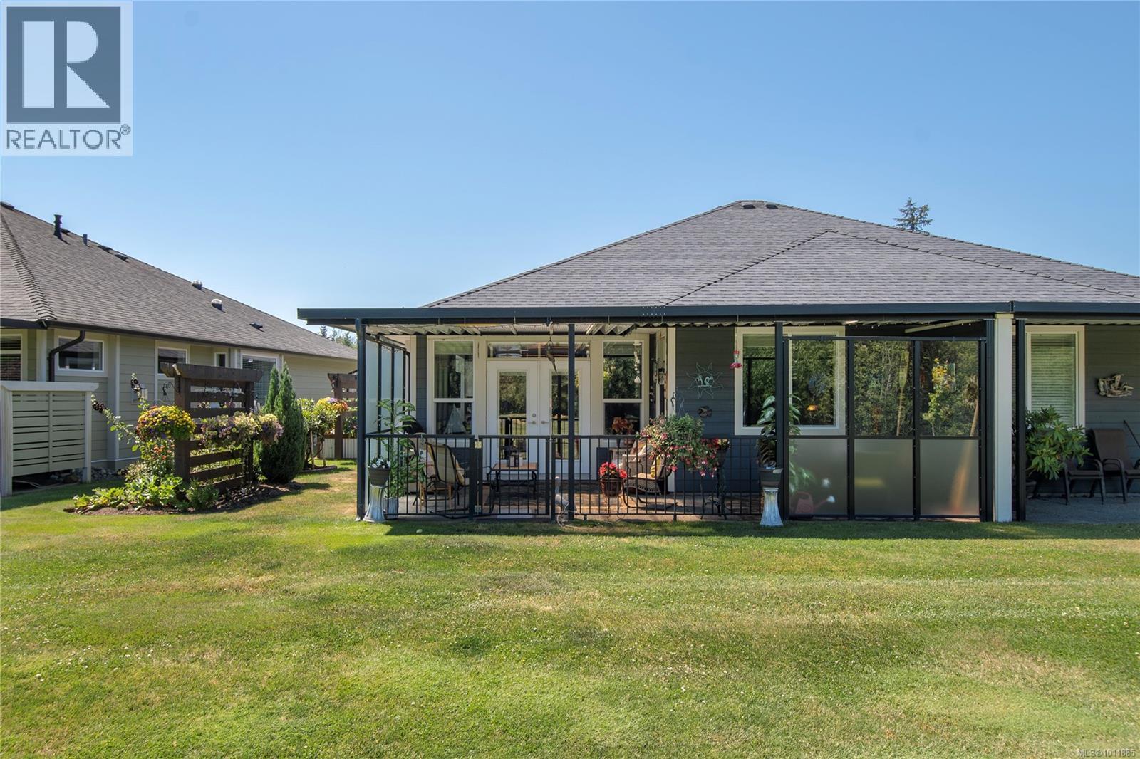 Photo 17 of 90 2006 Sierra Dr, Campbell River BC