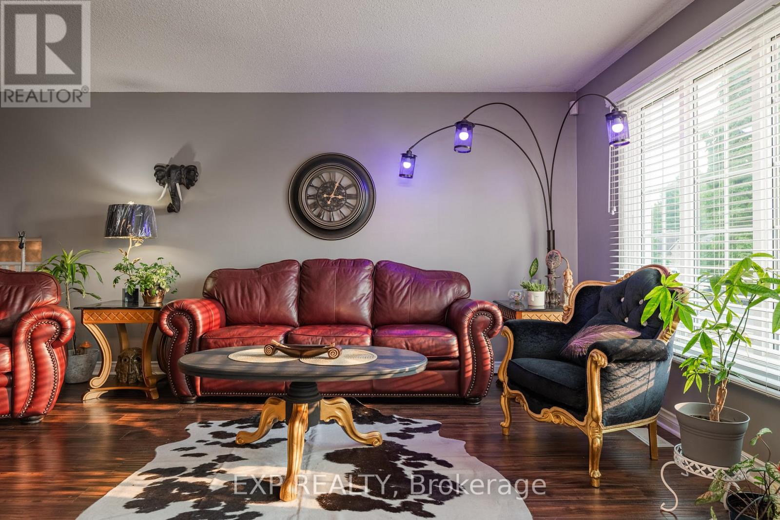 Photo 2 of 213 Northwood Drive, Welland ON