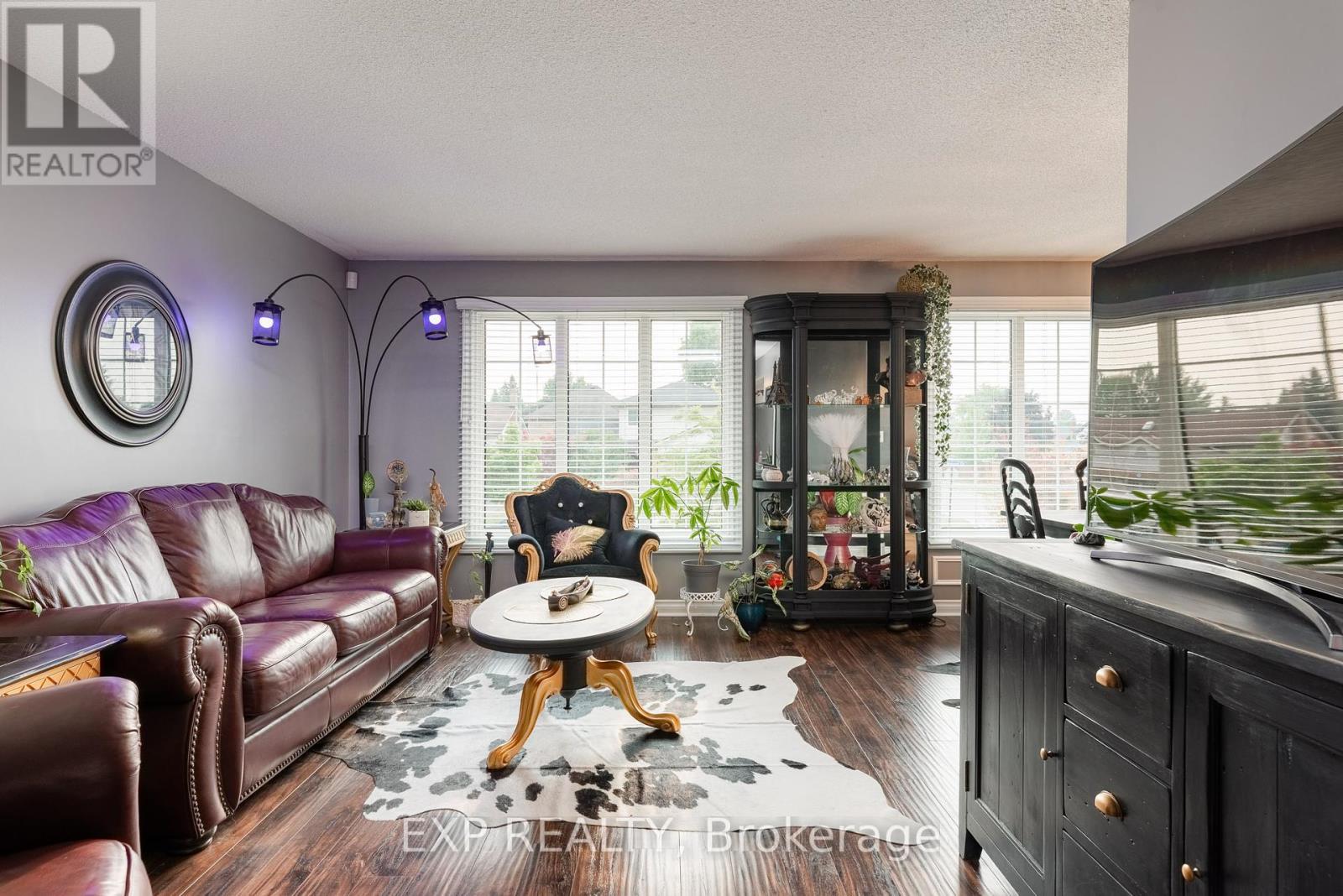Photo 37 of 213 Northwood Drive, Welland ON