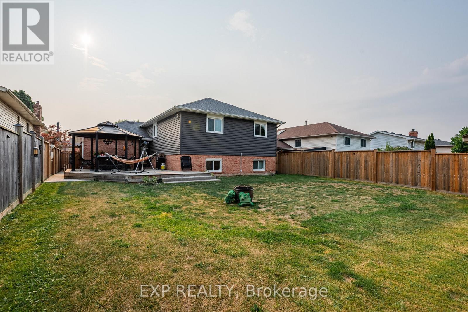 Photo 39 of 213 Northwood Drive, Welland ON