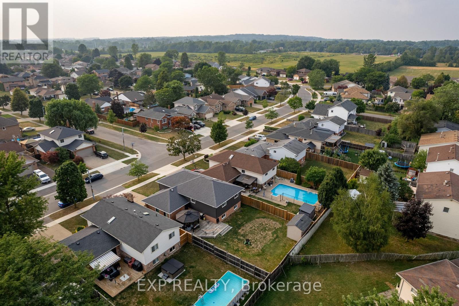 Photo 1 of 213 Northwood Drive, Welland ON
