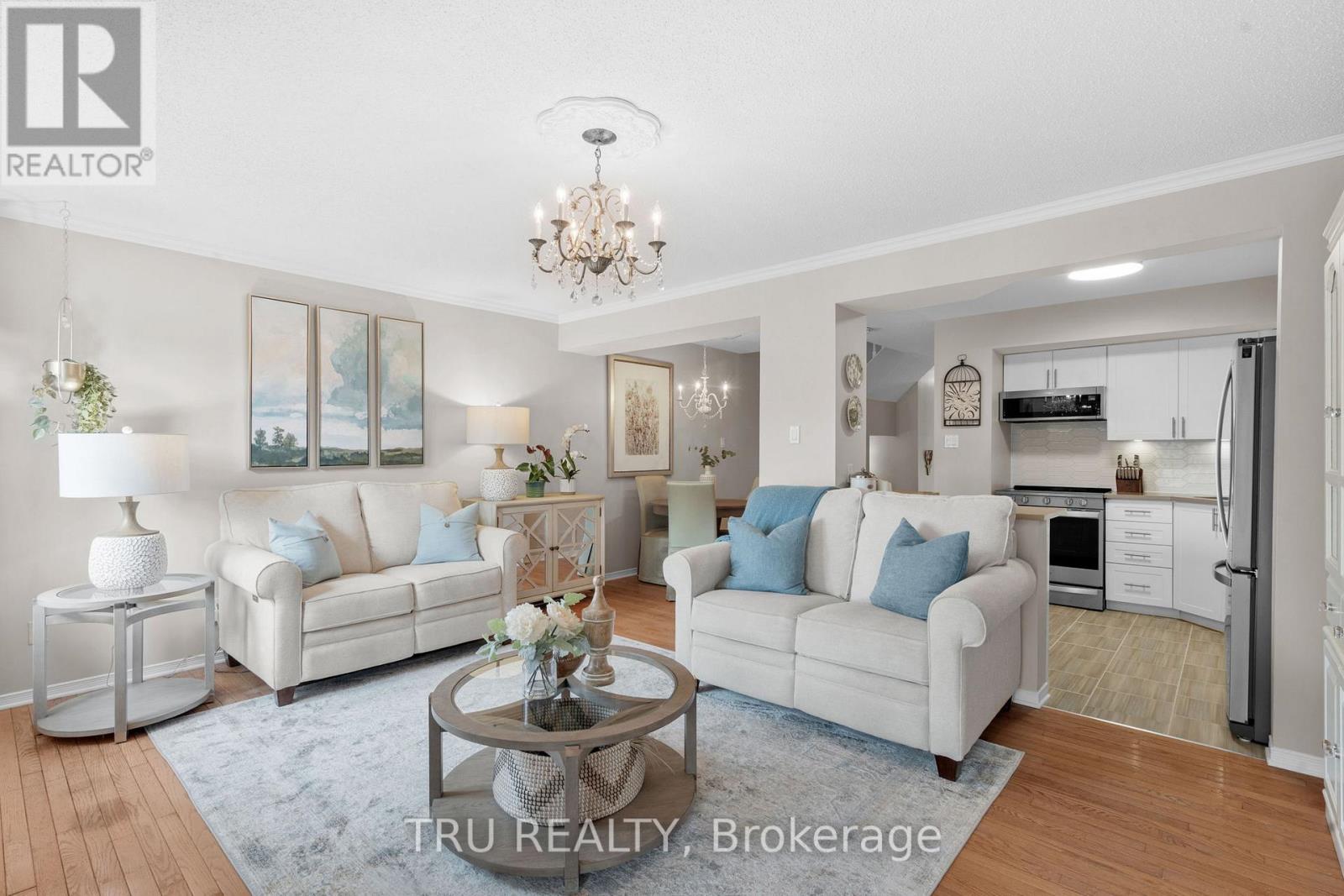 Photo 14 of 2023 Avenue O, Ottawa ON