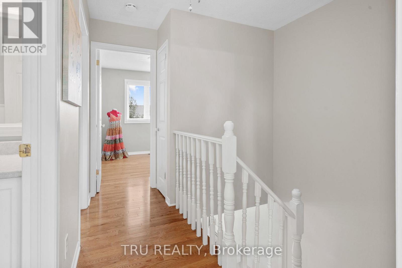 Photo 16 of 2023 Avenue O, Ottawa ON