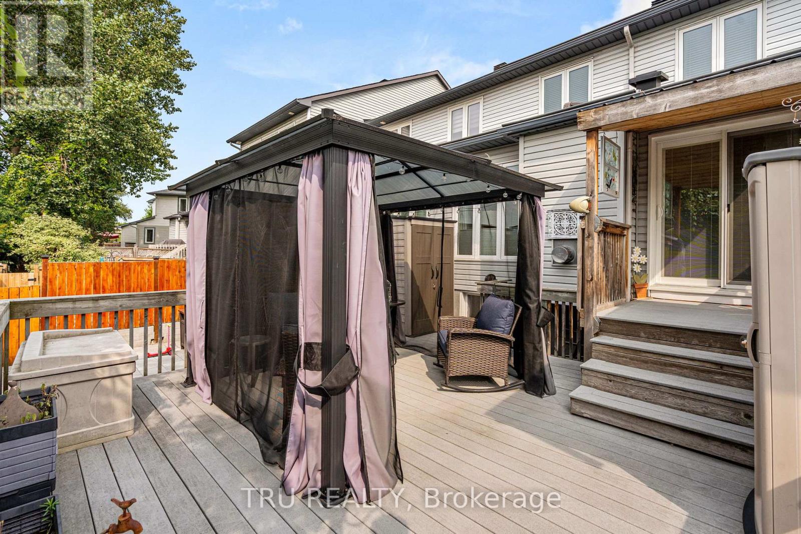 Photo 33 of 2023 Avenue O, Ottawa ON
