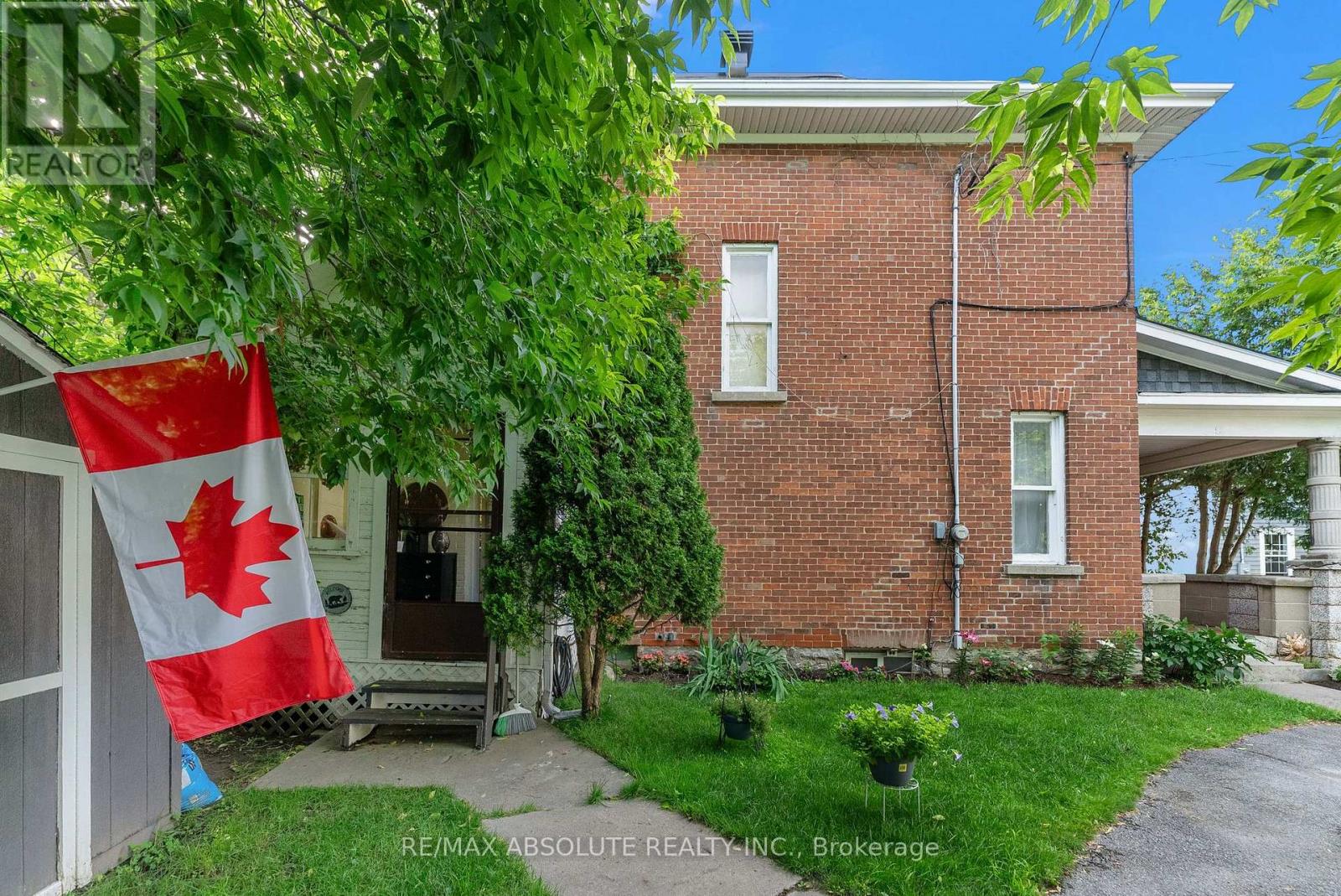 Photo 11 of 12 Rock Lane E, Arnprior ON