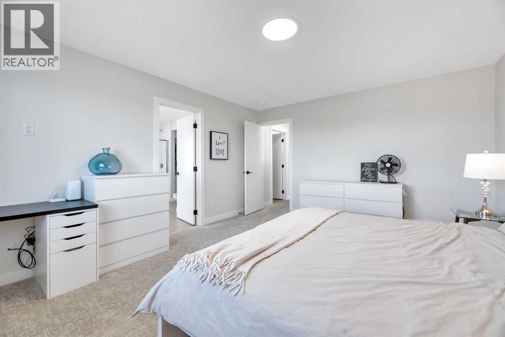 Photo 14 of 656 Reynolds Crescent Sw, Airdrie AB