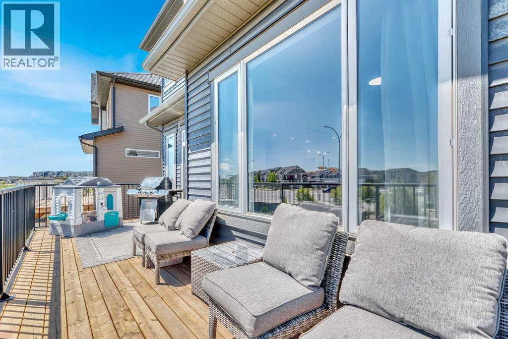 Photo 23 of 656 Reynolds Crescent Sw, Airdrie AB