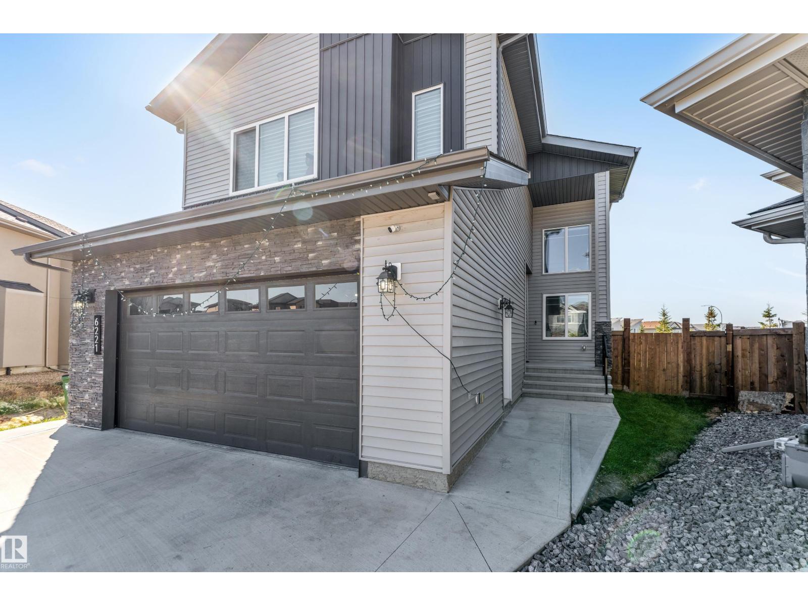 Photo 32 of 6221 172 A Av Nw, Edmonton AB