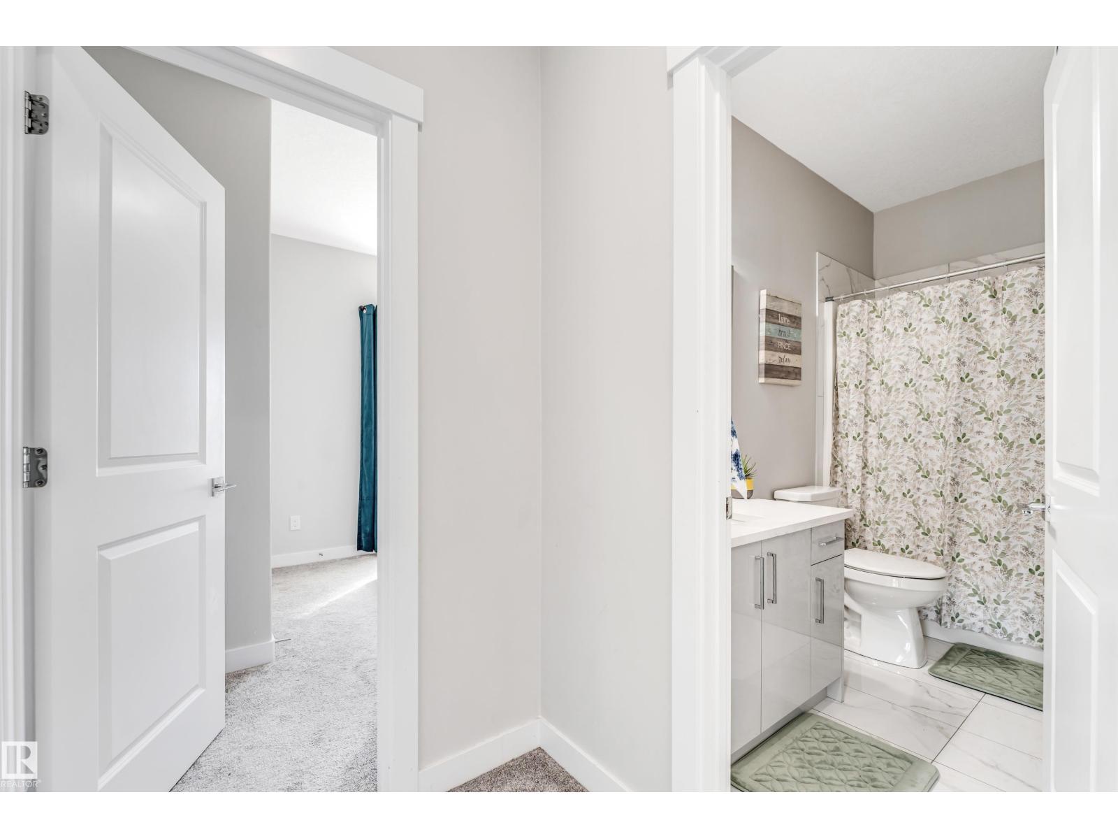 Photo 5 of 6221 172 A Av Nw, Edmonton AB