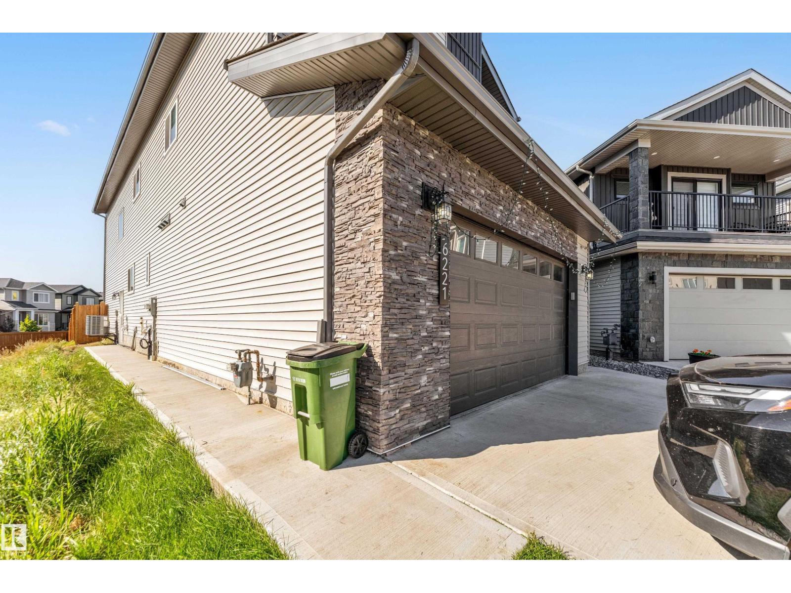 Photo 70 of 6221 172 A Av Nw, Edmonton AB