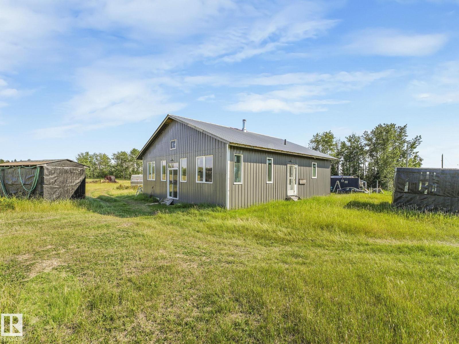 Photo 22 of 53405 Rge Road 53, Rural Parkland County AB