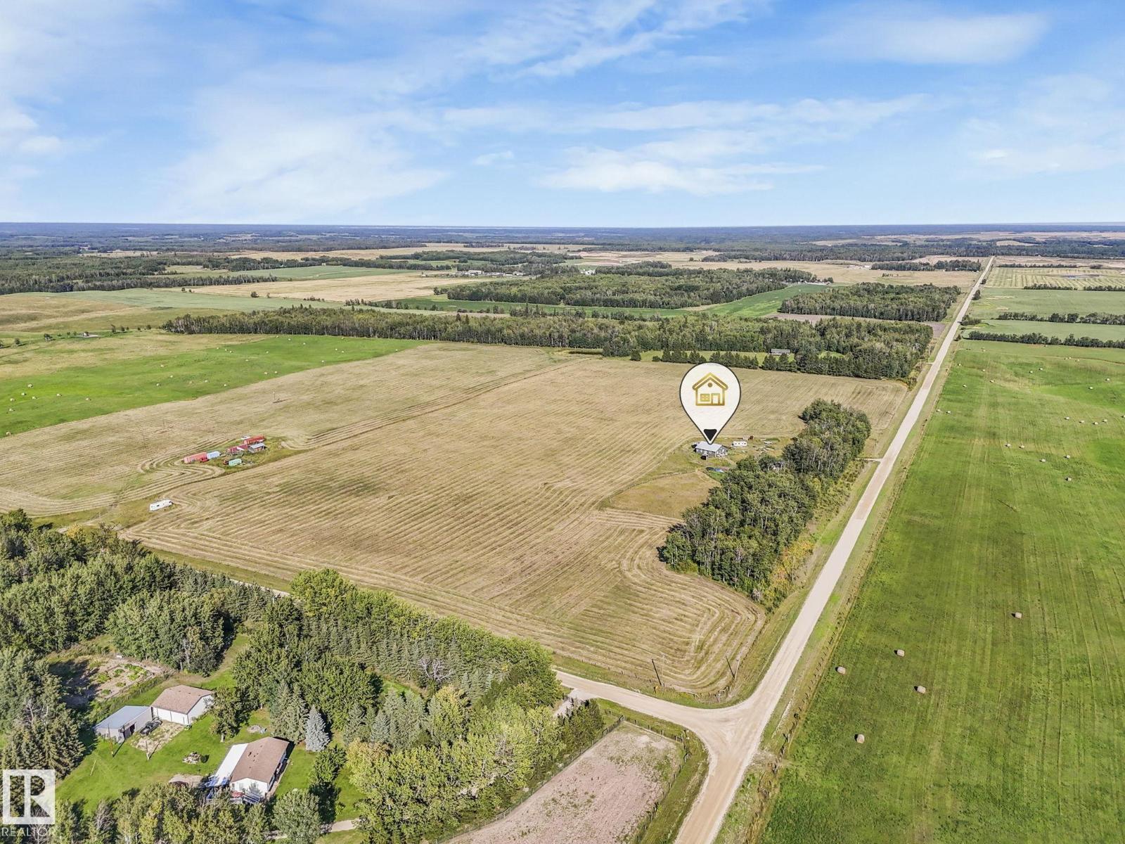 Photo 8 of 53405 Rge Road 53, Rural Parkland County AB