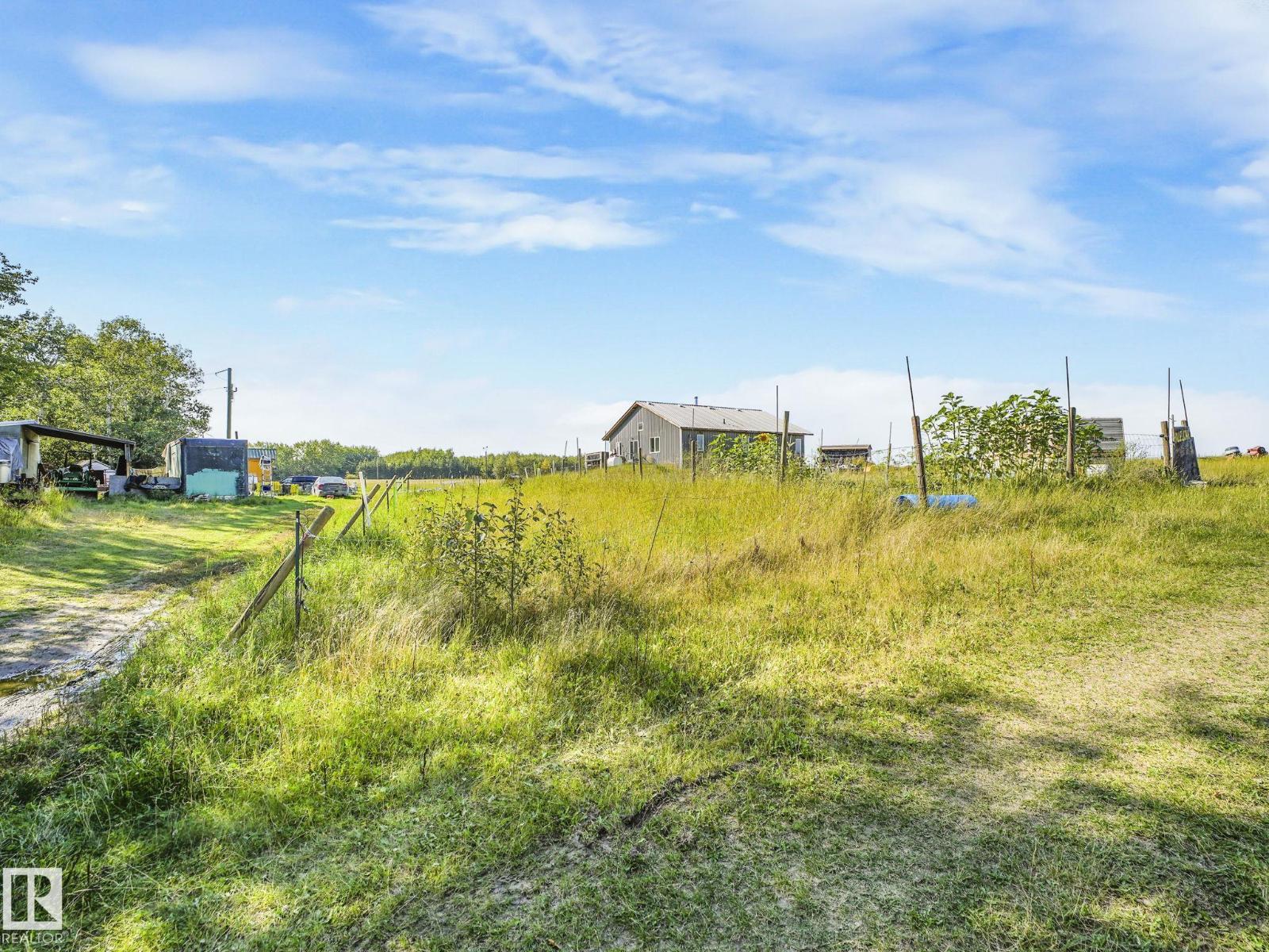 Photo 31 of 53405 Rge Road 53, Rural Parkland County AB