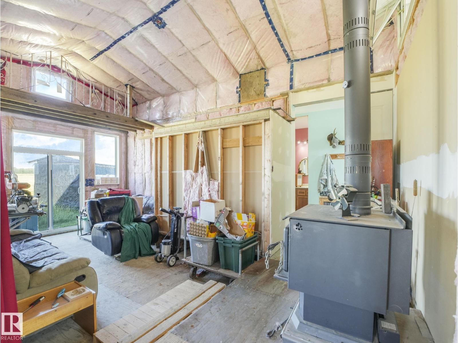 Photo 6 of 53405 Rge Road 53, Rural Parkland County AB