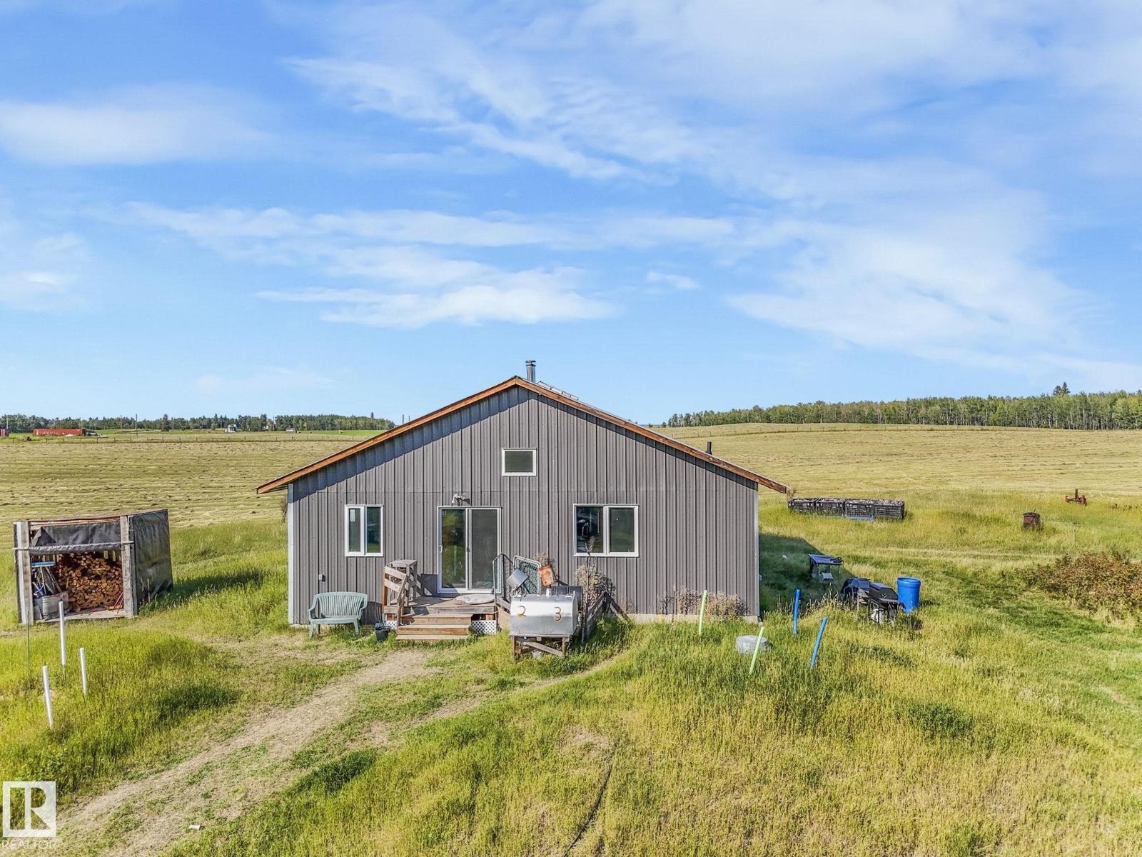 Photo 24 of 53405 Rge Road 53, Rural Parkland County AB