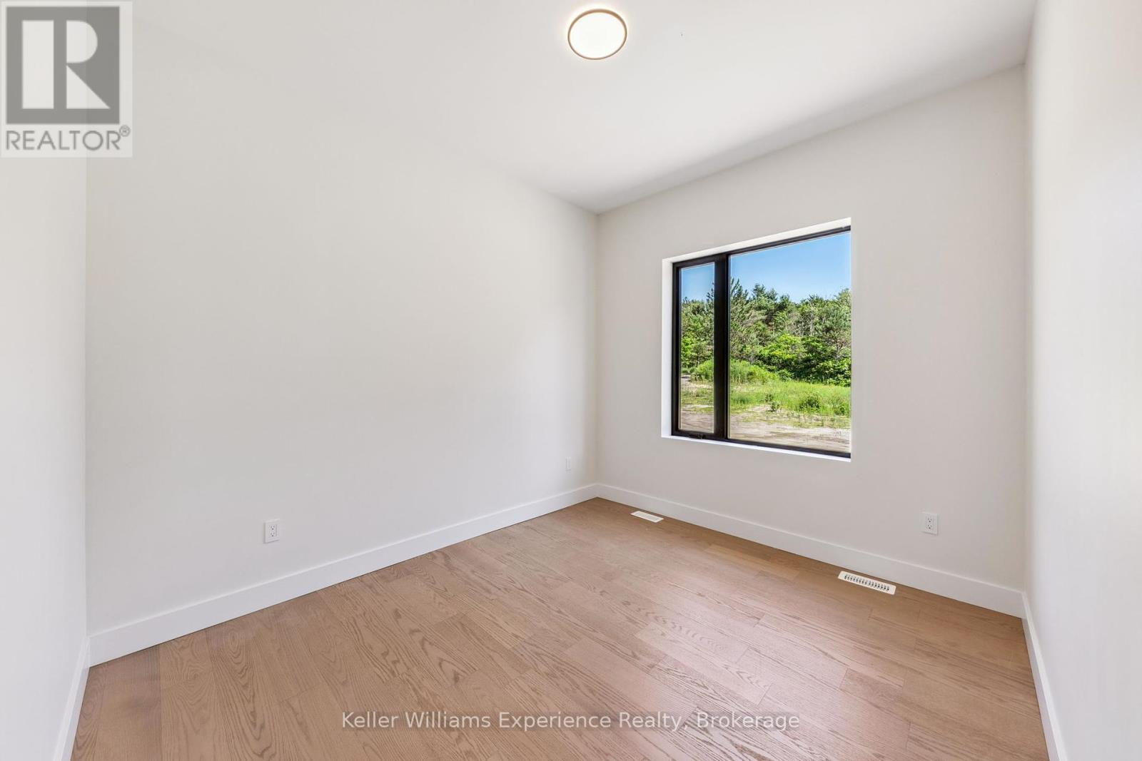 Photo 32 of 772 Concession 16 East Road, Tiny ON