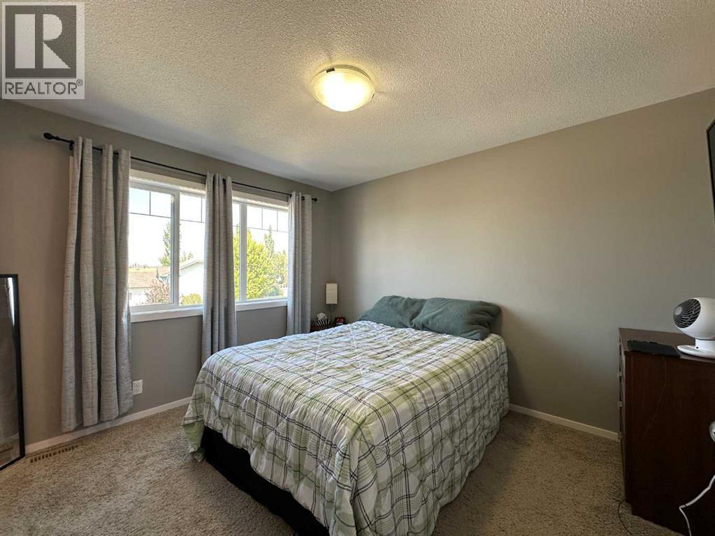 5815 63 Avenue Close, Ponoka
