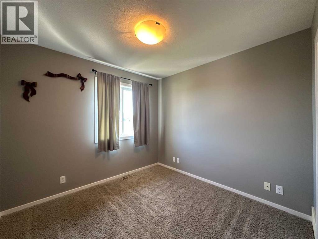 5815 63 Avenue Close, Ponoka