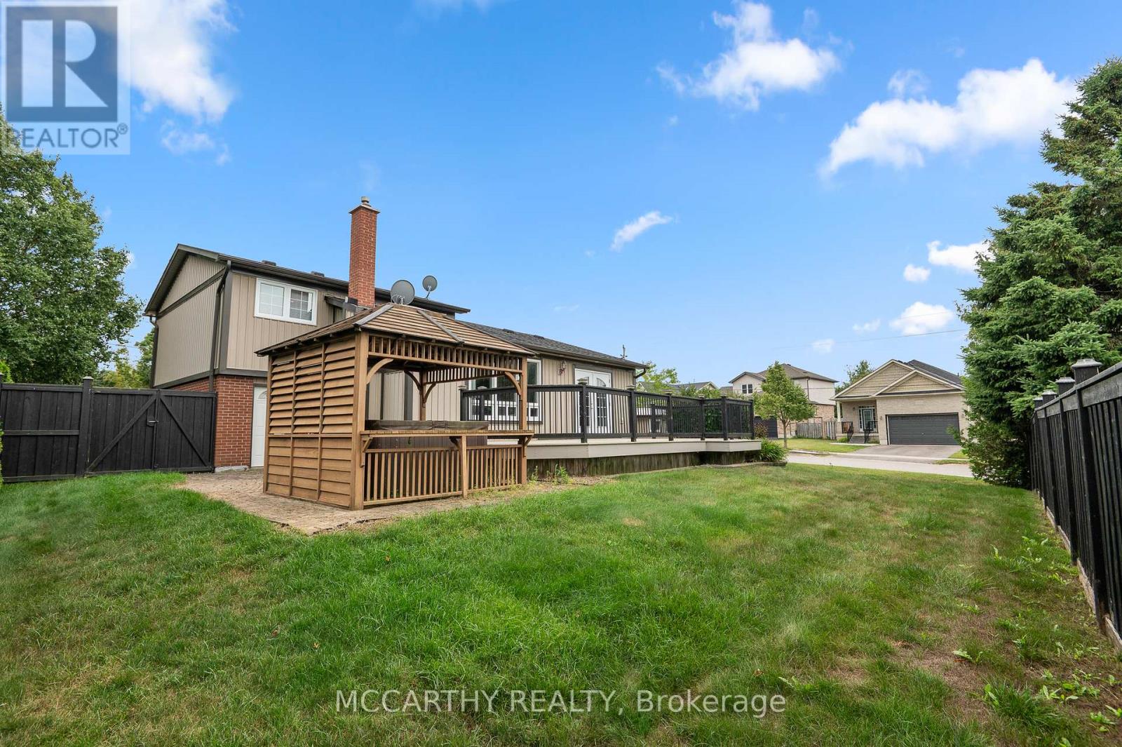 Photo 31 of 140 Ann Street, Shelburne ON