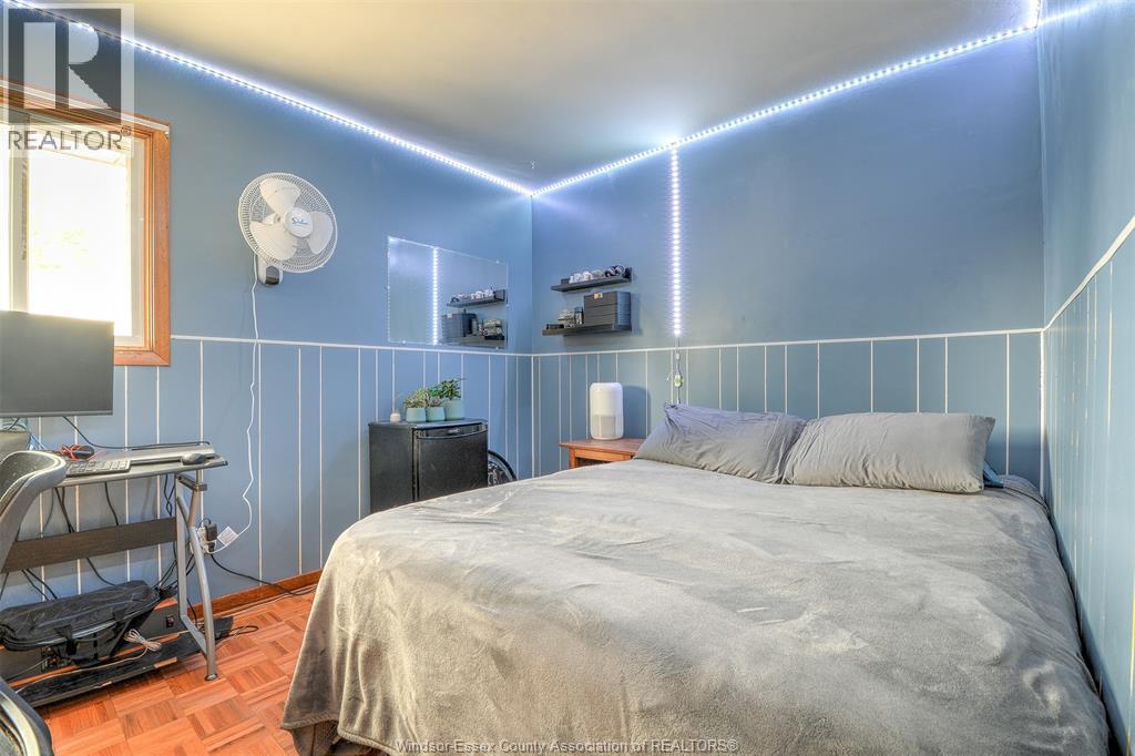 Photo 20 of 9715 Osborn, Windsor ON