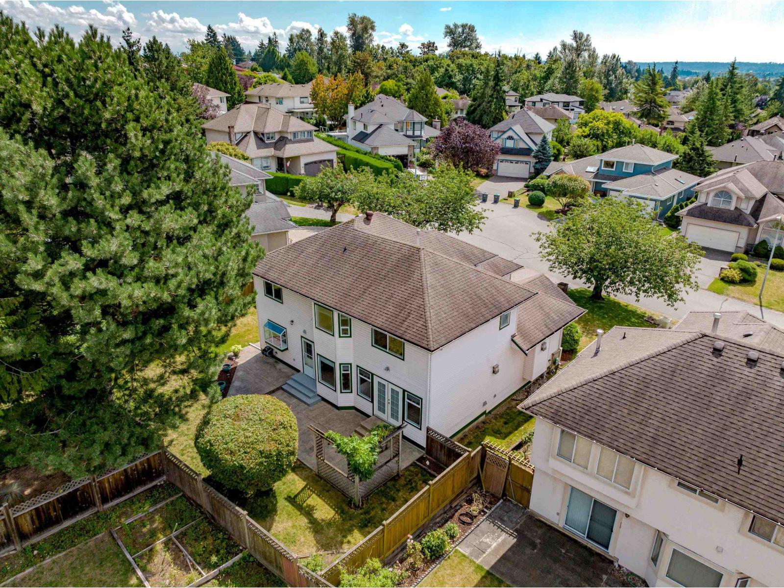 Photo 2 of 8165 154 Street, Surrey BC