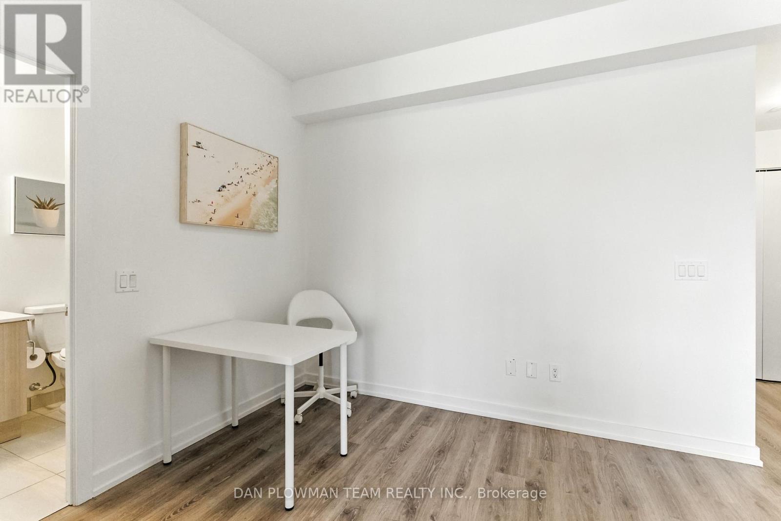 Photo 1 of 608 1480 Bayly Street, Pickering ON