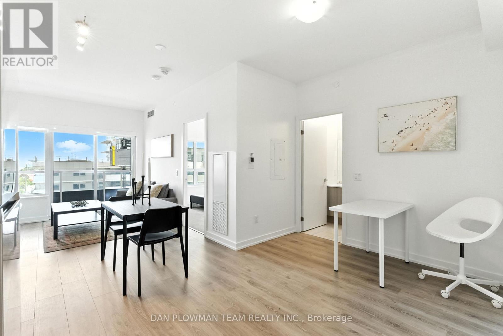 Photo 6 of 608 1480 Bayly Street, Pickering ON