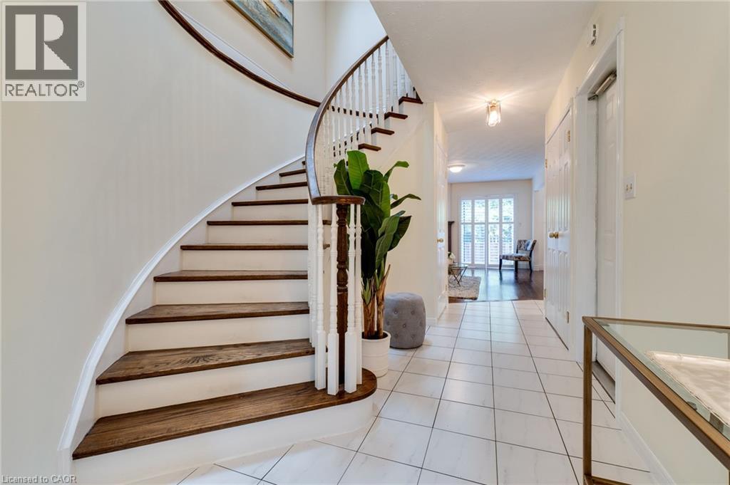 Photo 12 of 1205 Lambs Court Unit 7, Burlington ON
